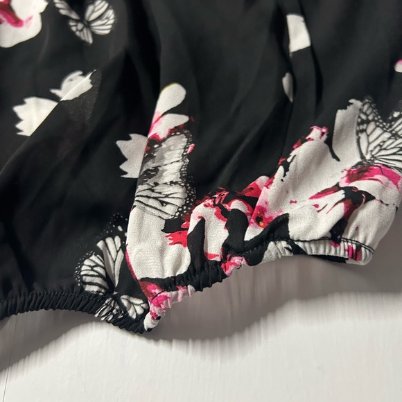 Torrid women’s size 4X Georgette, floral, print, cold, shoulder top - Picture 12 of 12
